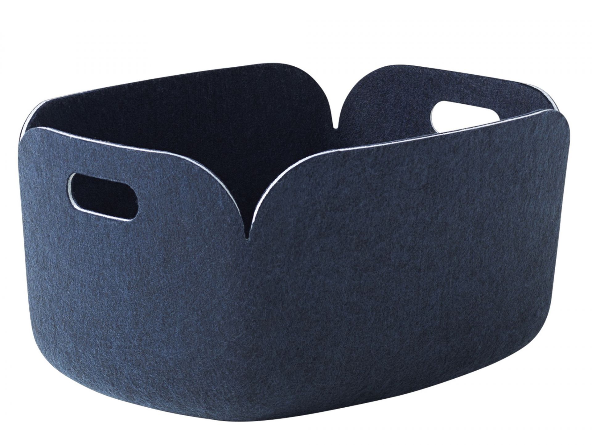 Mitternachtsblauer Muuto Restore Aufbewahrungskorb aus Filz mit Tragegriffen zur Aufbewahrung von Gegenständen.
